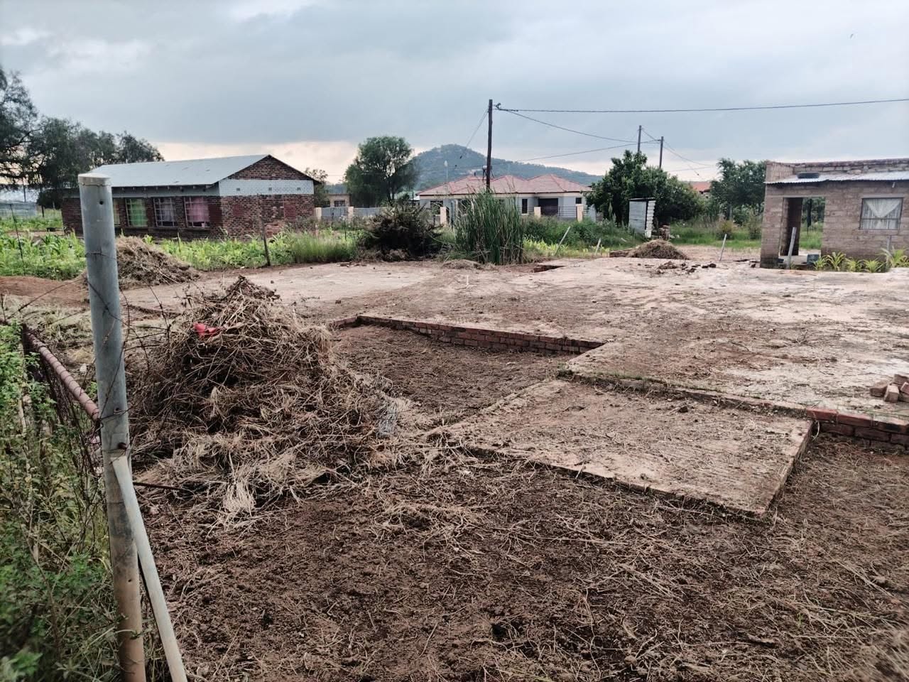 RESIDENTIAL STAND FOR SALE