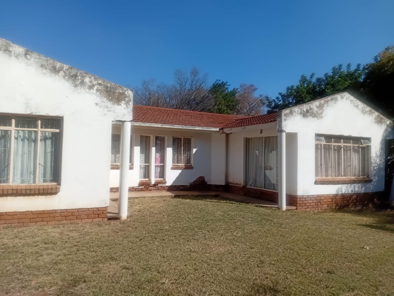 FREE STANDING HOUSE IN BENDOR