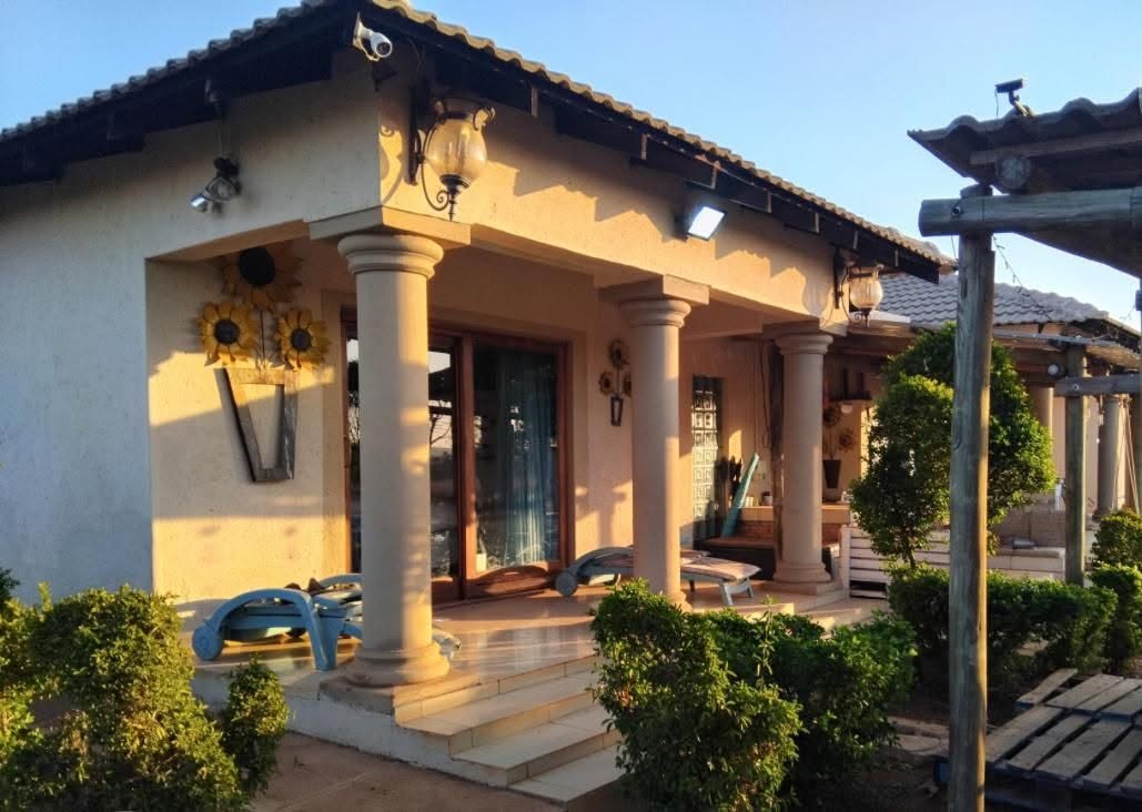 HOUSE FOR SALE - MYNGENOEGEN SMALL HOLDING FARM