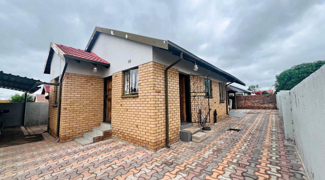 3 bedrooms house to rent in Lesedi Park